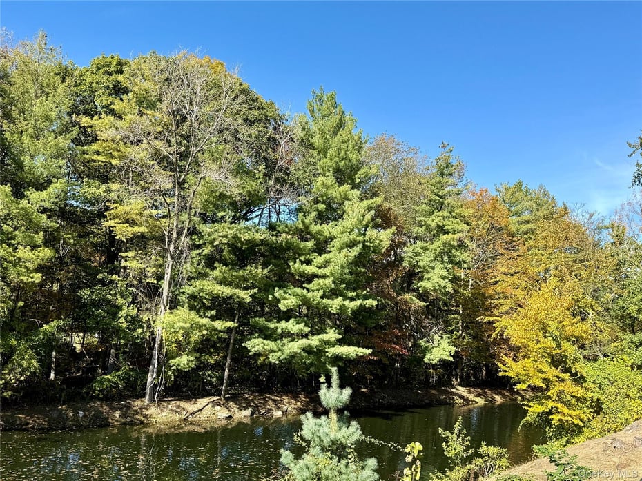 7 Cobblefield Lane Photo 50