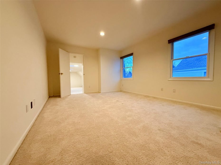 7 Cobblefield Lane Photo 24