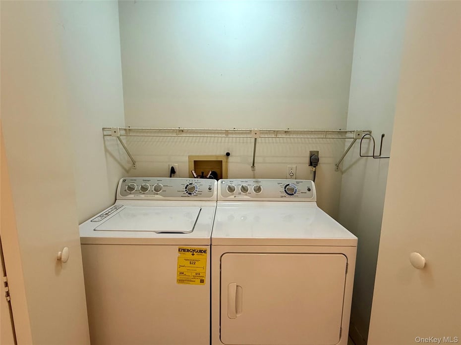 7 Cobblefield Lane Photo 31