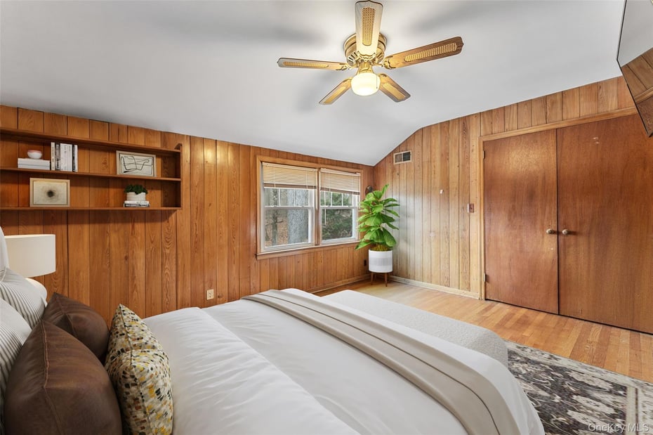 285 Old Colony Road Photo 22