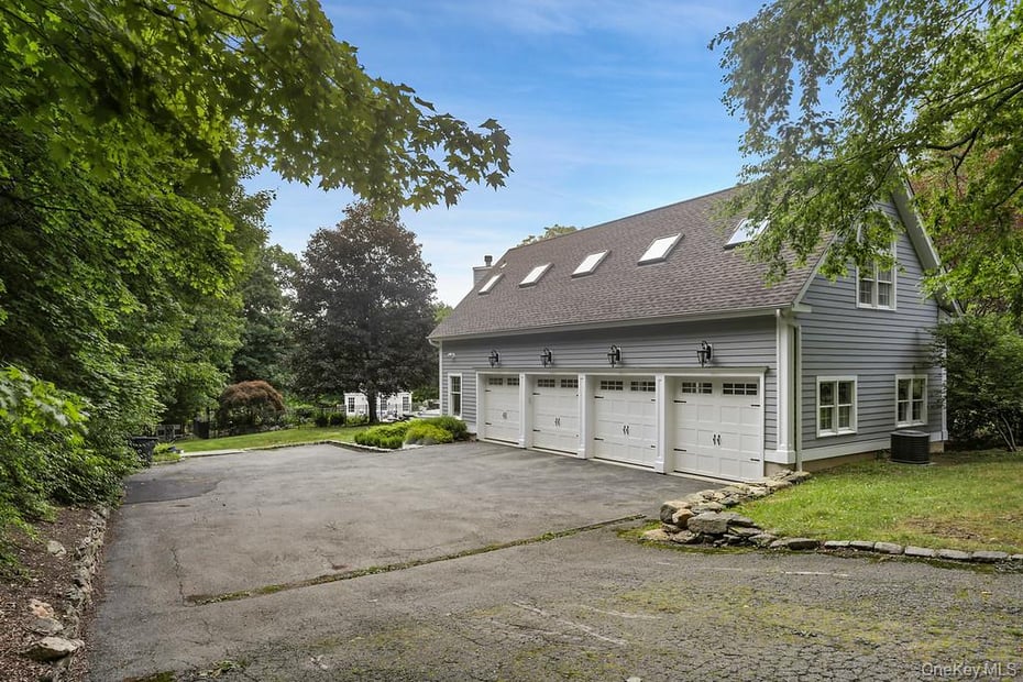 74 Ridgefield Avenue Photo 27