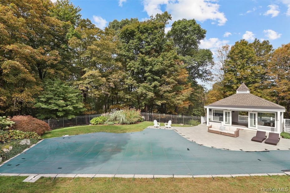 74 Ridgefield Avenue Photo 39