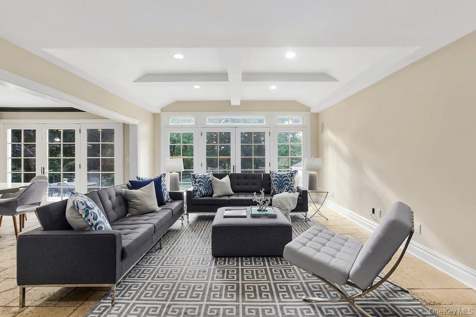 74 Ridgefield Avenue Photo 10