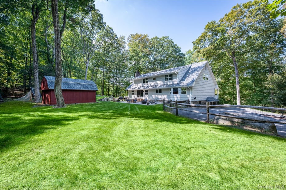 13 Hissarlik Way Photo 27