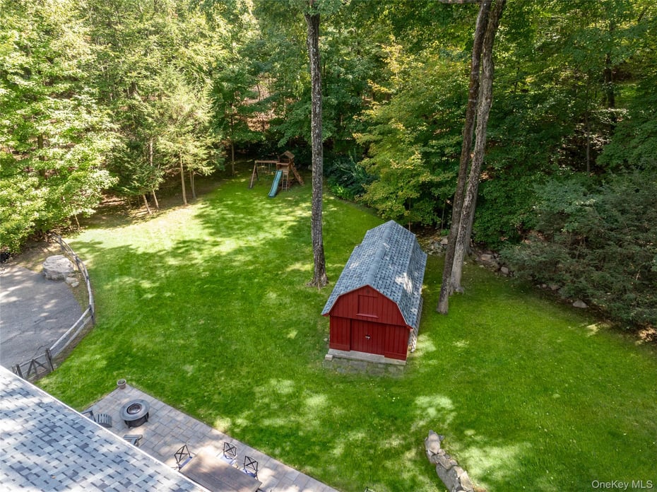 13 Hissarlik Way Photo 28