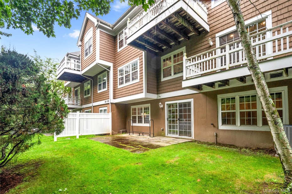 19 Winterberry Lane Photo 35