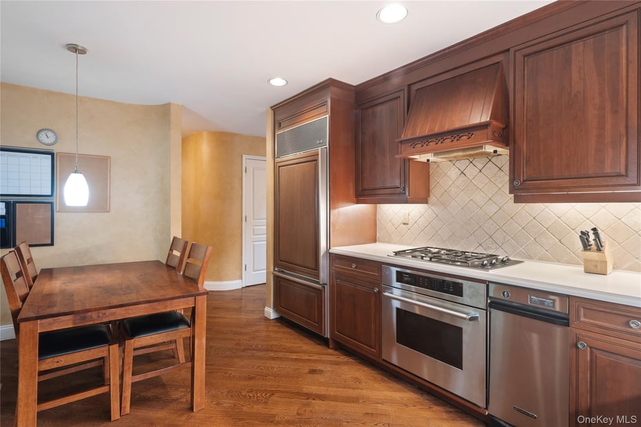 19 Winterberry Lane Photo 8