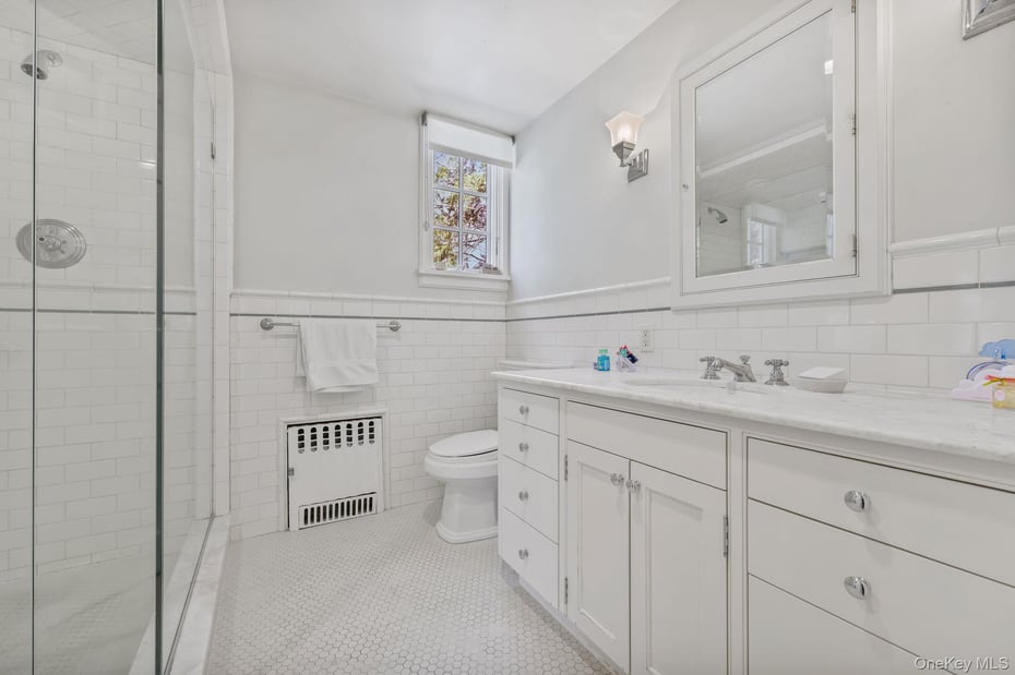 4 High Road Photo 25