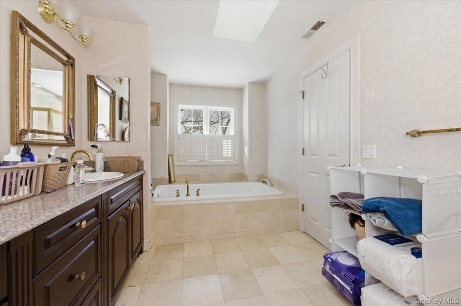 6 Riverpointe Road Photo 26