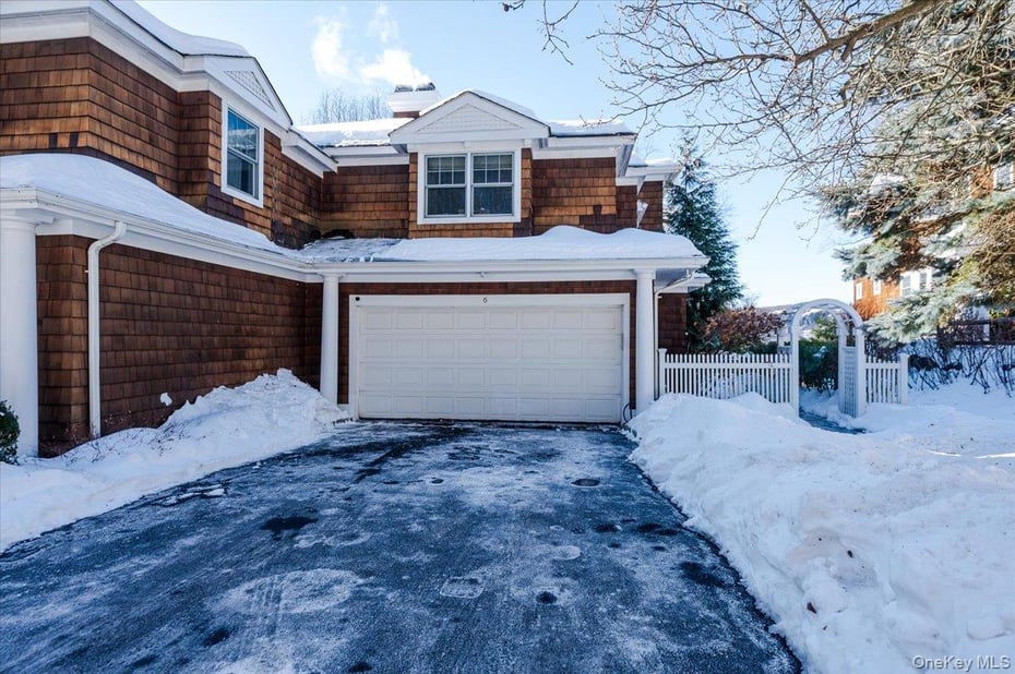 6 Riverpointe Road Photo 4