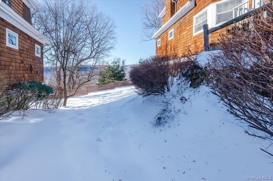 6 Riverpointe Road Photo 39