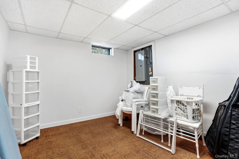 14 Frances Drive Photo 21