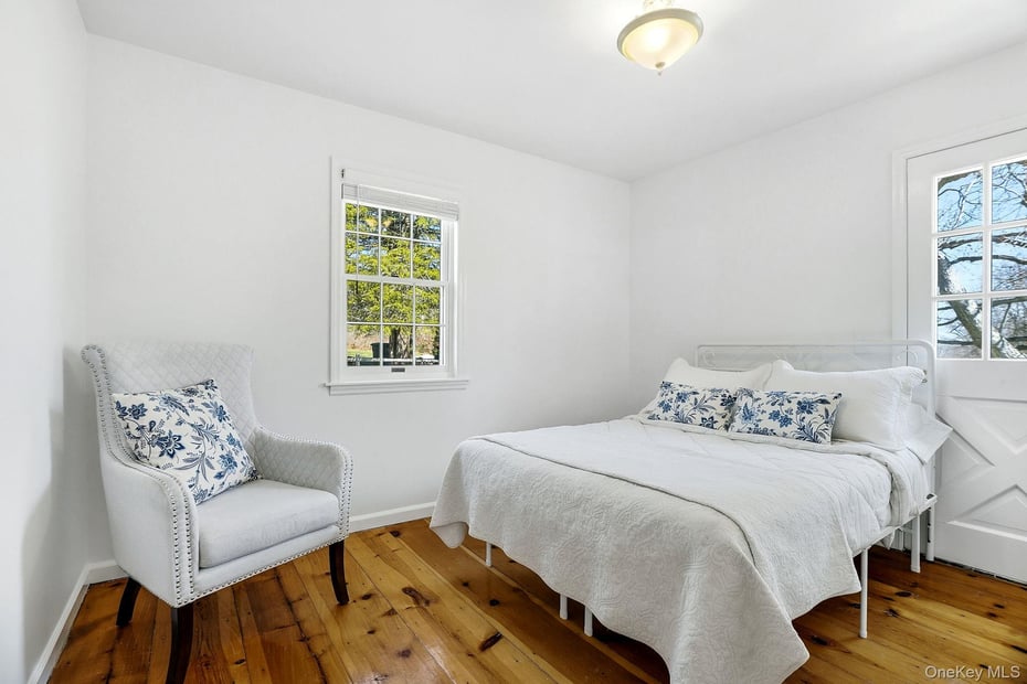 14 Frances Drive Photo 18