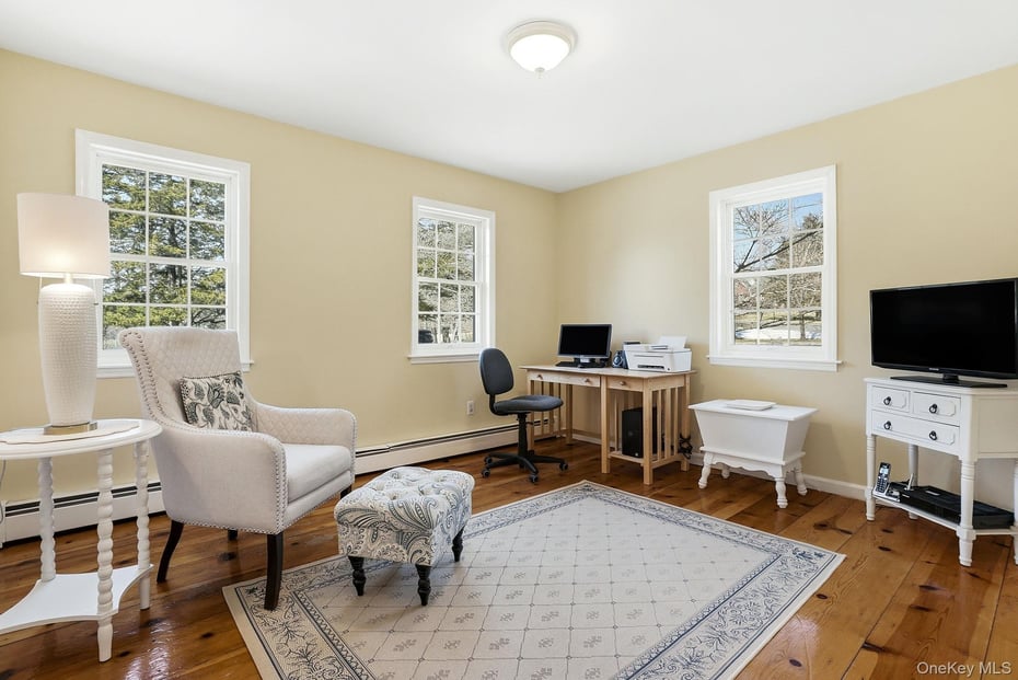 14 Frances Drive Photo 19