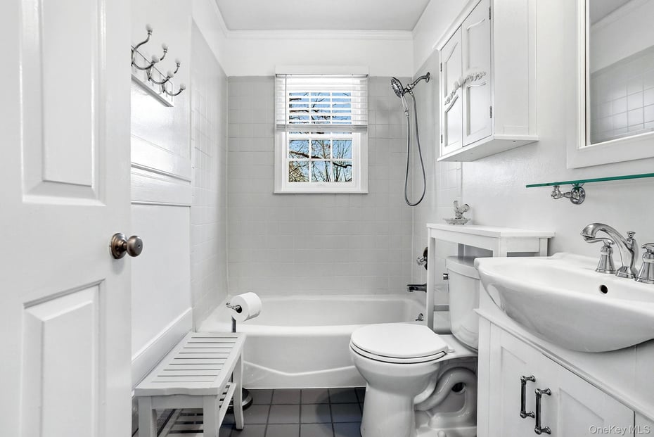 14 Frances Drive Photo 20