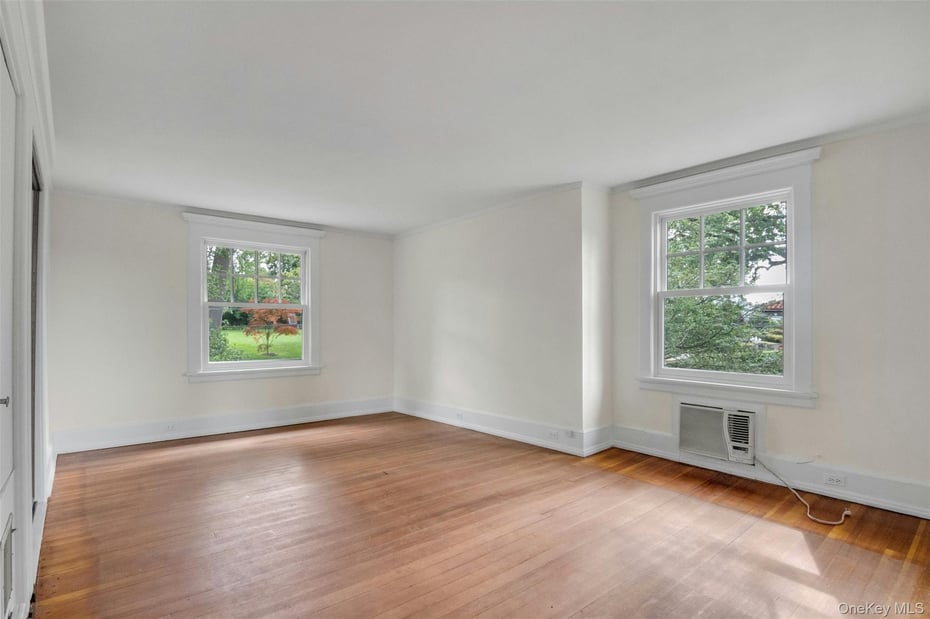 145 Cliff Avenue Photo 17