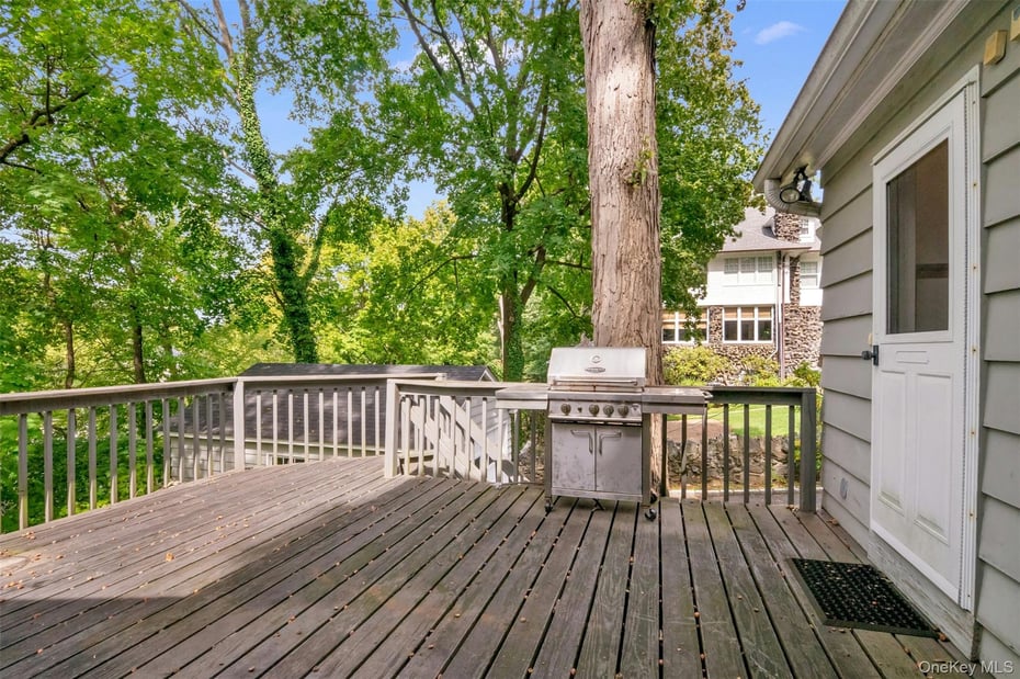 145 Cliff Avenue Photo 10