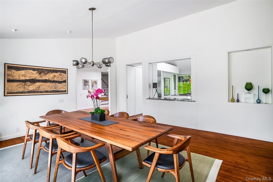 12 Haights Cross Road Photo 13