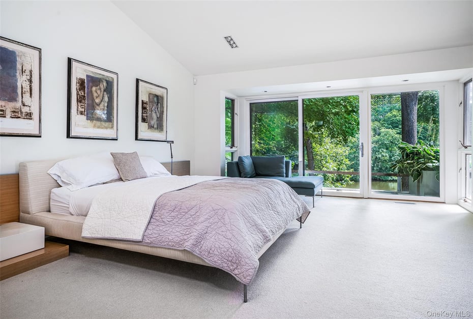 12 Haights Cross Road Photo 22