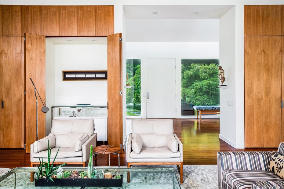 12 Haights Cross Road Photo 10