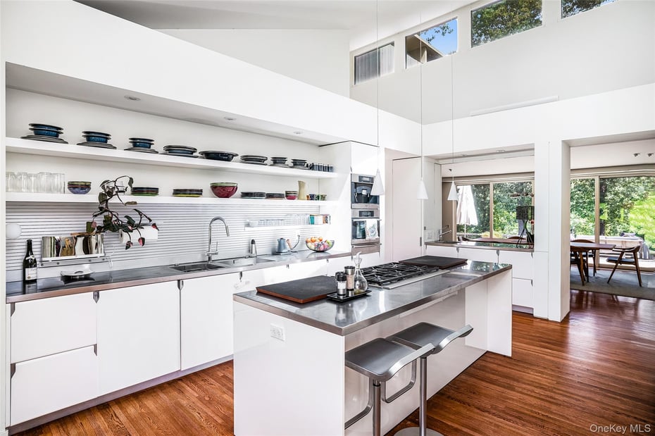 12 Haights Cross Road Photo 16