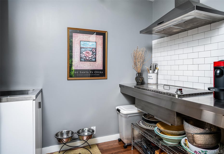 12 Haights Cross Road Photo 18