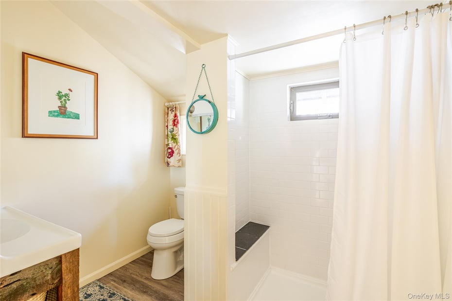 78 The Concourse Drive Photo 31