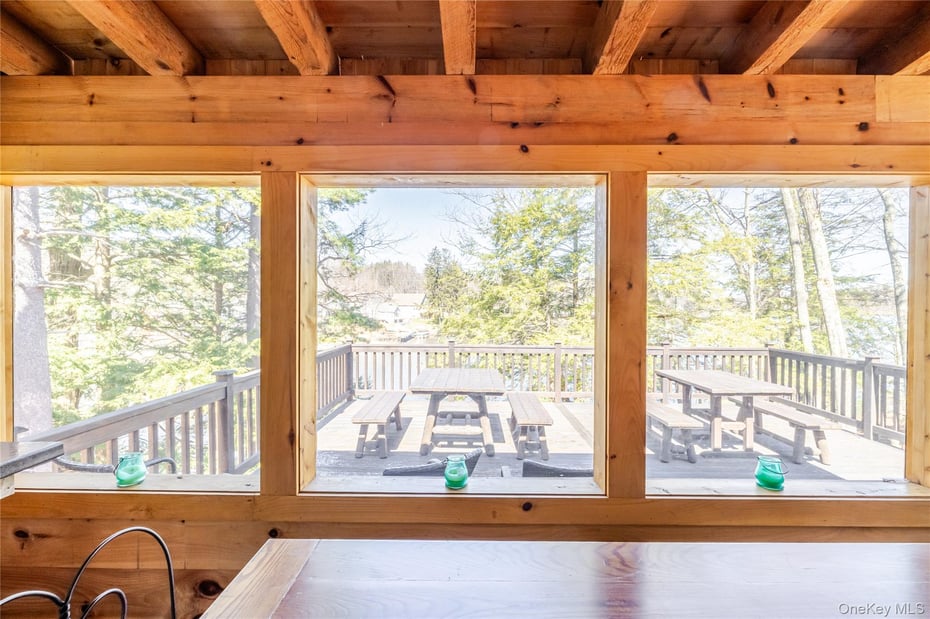 78 The Concourse Drive Photo 44