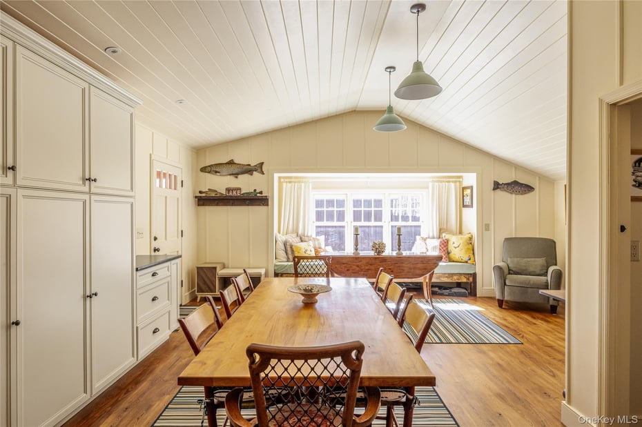 78 The Concourse Drive Photo 11