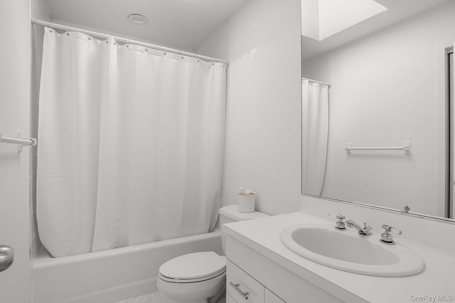 14 Old Colony Drive Photo 27