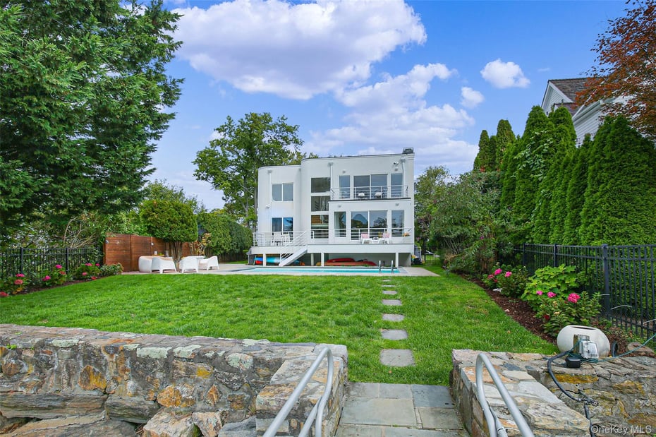 14 Old Colony Drive Photo 30