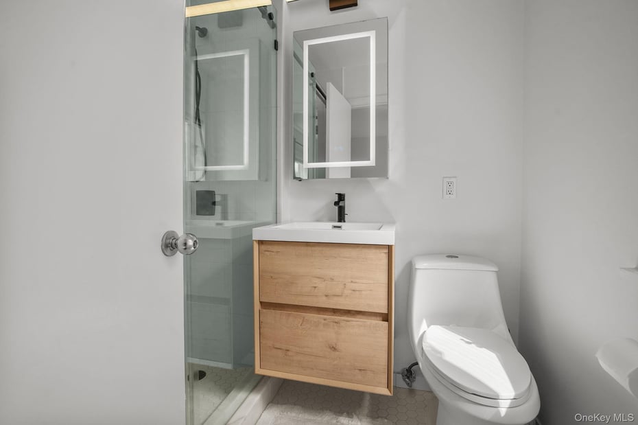 14 Old Colony Drive Photo 25