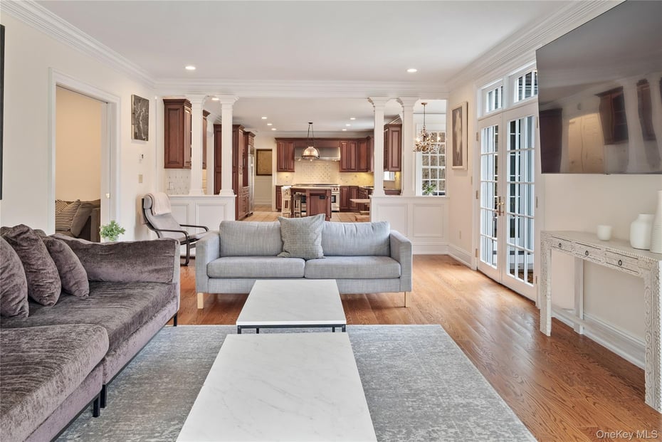 11 Lost Nations Road Photo 9