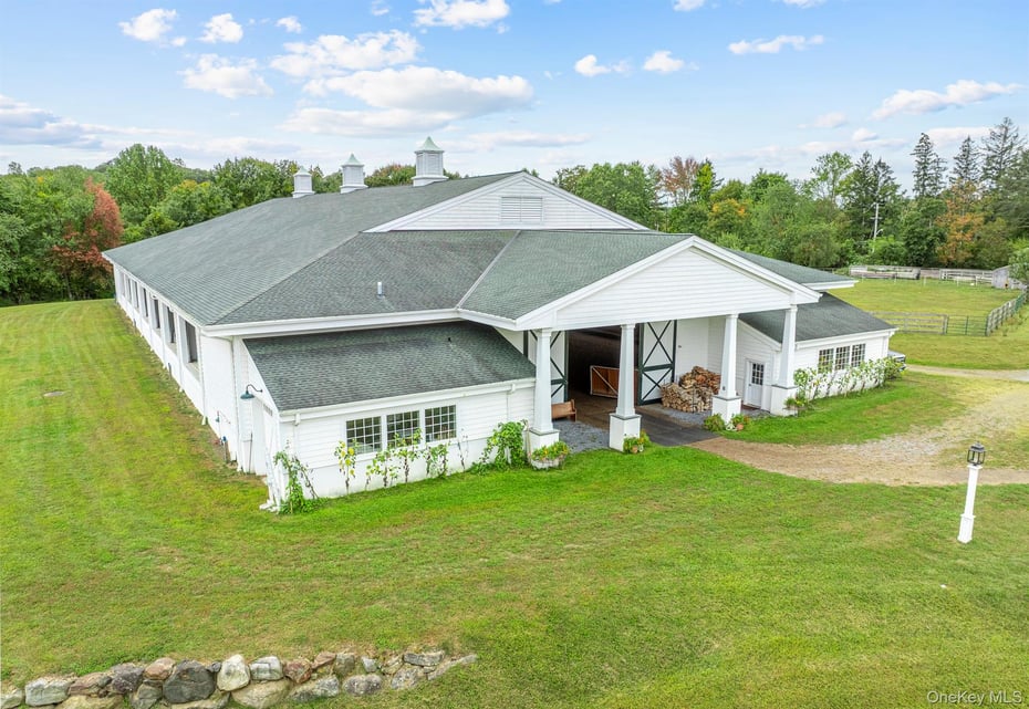 955 Peach Lake Road Photo 5