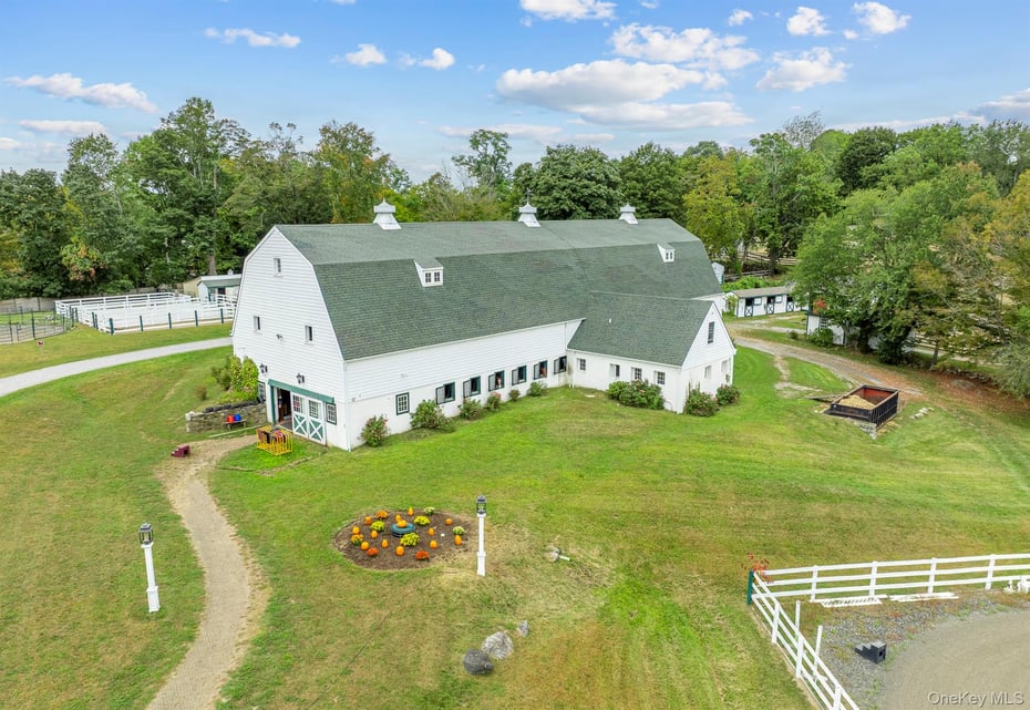 955 Peach Lake Road Photo 13