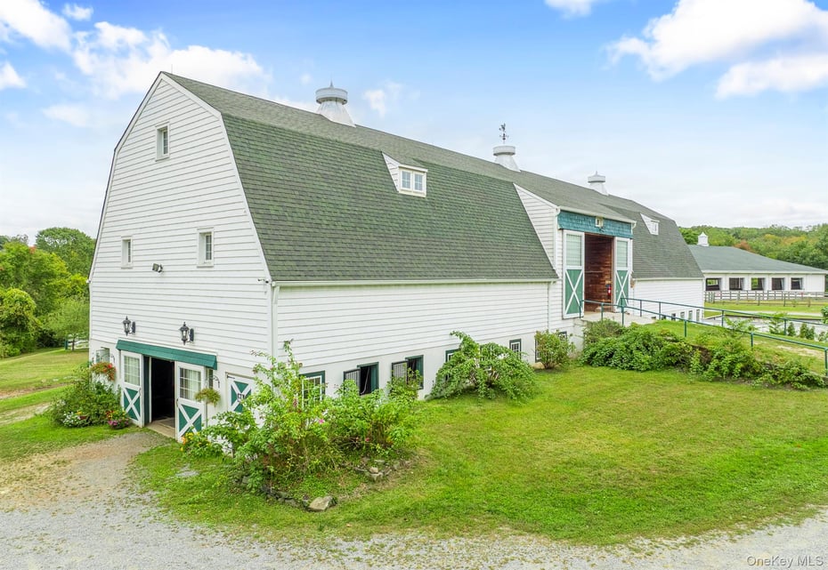 955 Peach Lake Road Photo 17