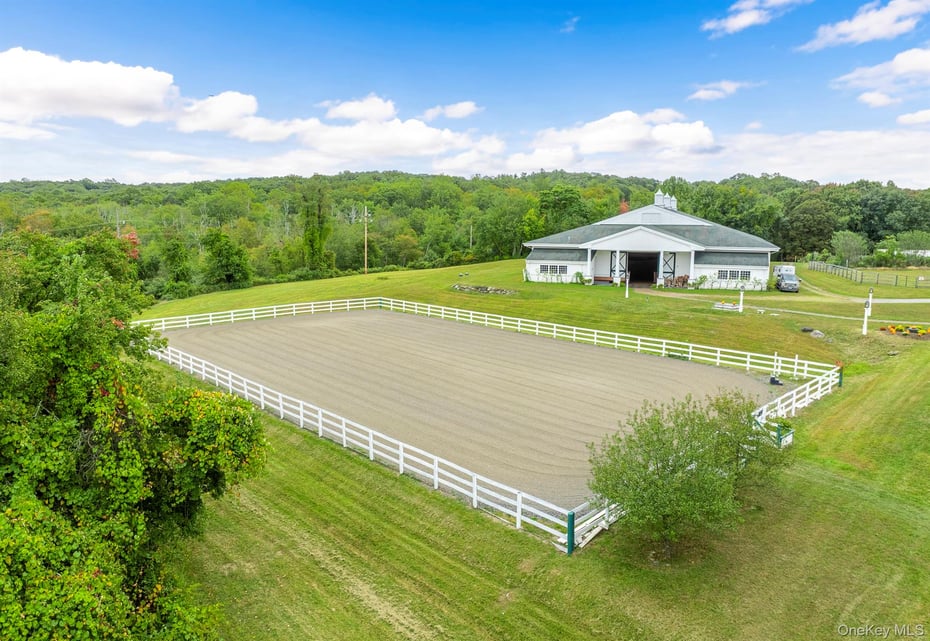 955 Peach Lake Road Photo 4