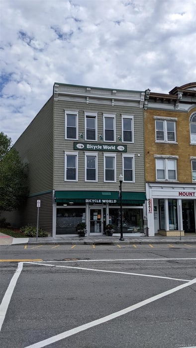 7 E Main Street Photo 2