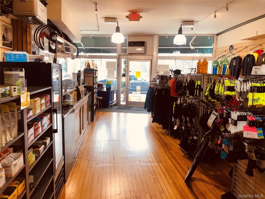 7 E Main Street Photo 7