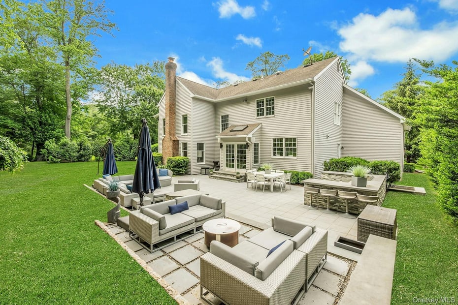 134 Euclid Avenue Photo 43