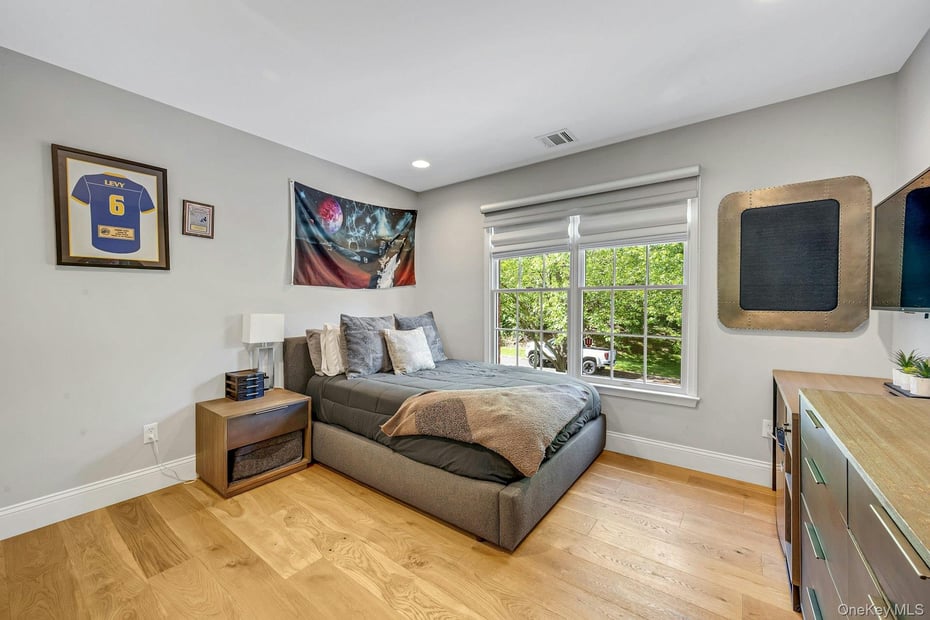 134 Euclid Avenue Photo 27