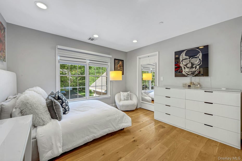 134 Euclid Avenue Photo 29