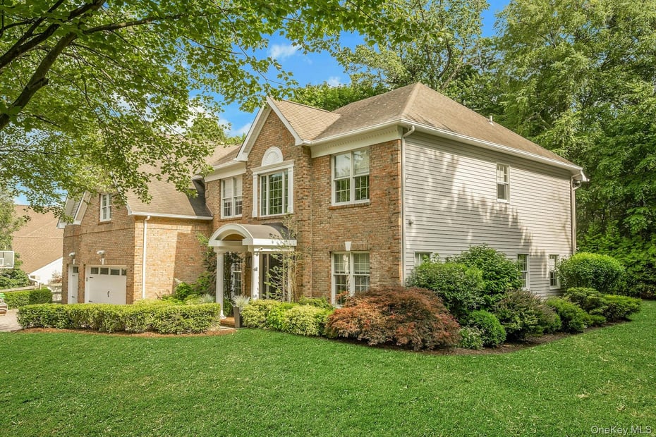 134 Euclid Avenue Photo 2