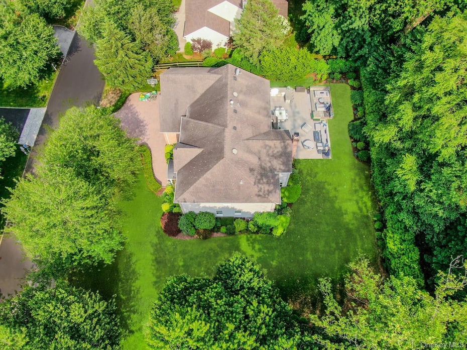 134 Euclid Avenue Photo 46