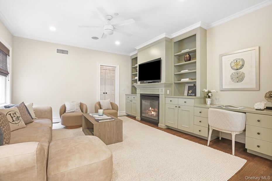 9 Willow Avenue Photo 11