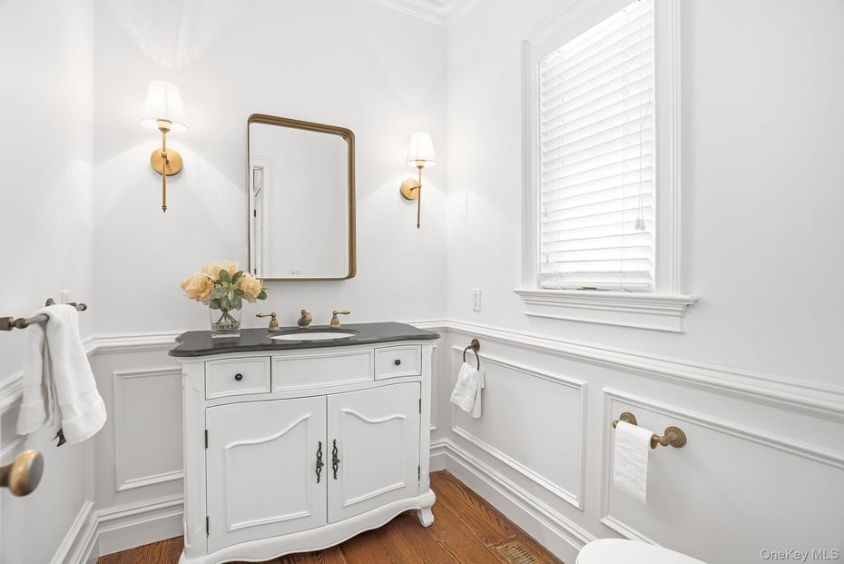 9 Willow Avenue Photo 14