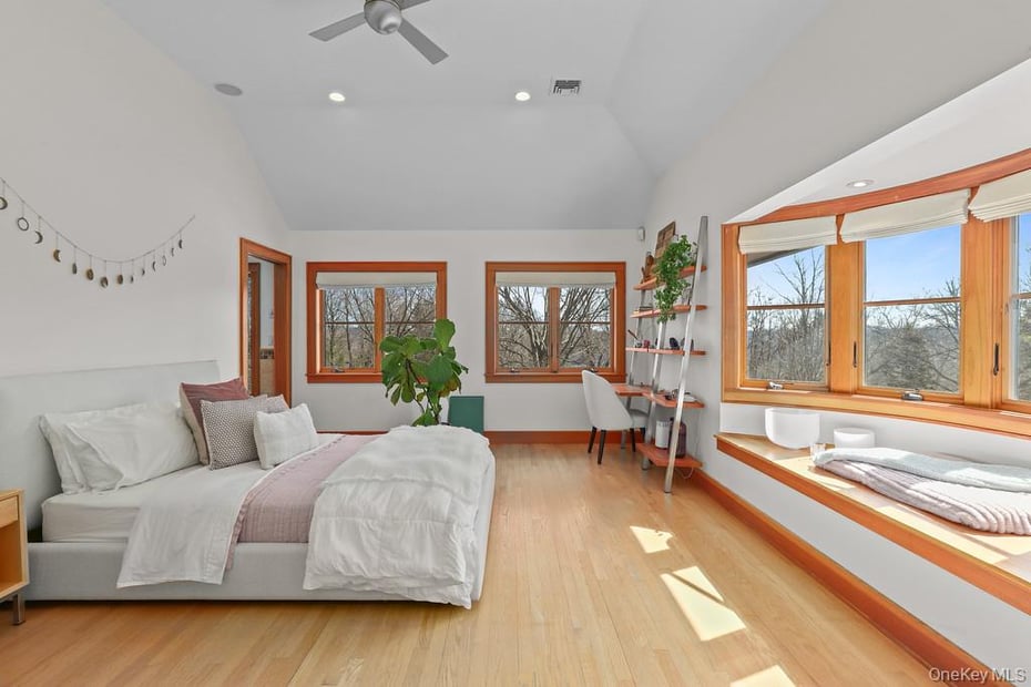 37 Hyatt Road Photo 25