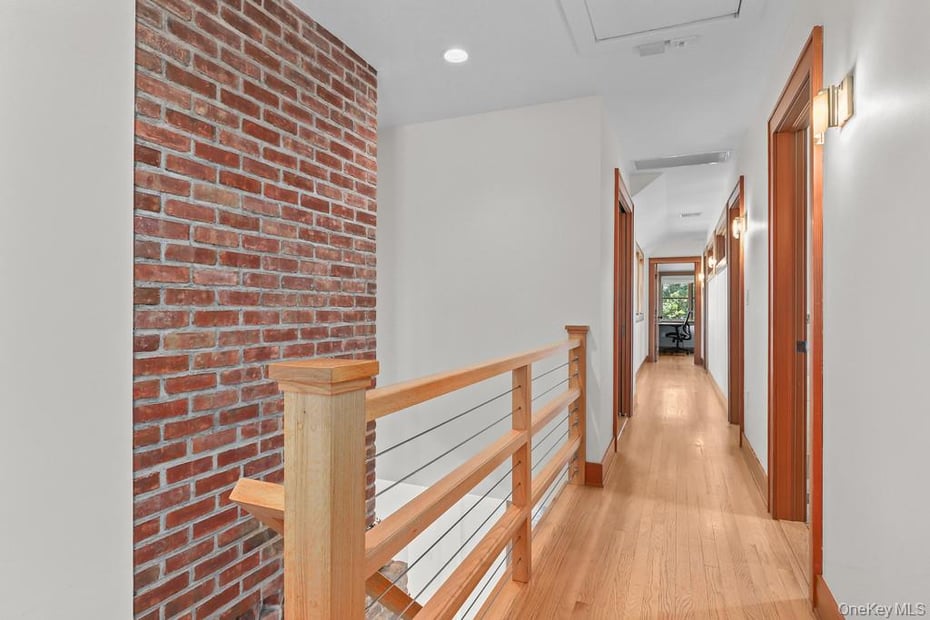 37 Hyatt Road Photo 27