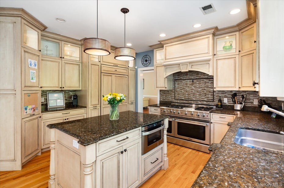 1 Woolen Court Photo 22
