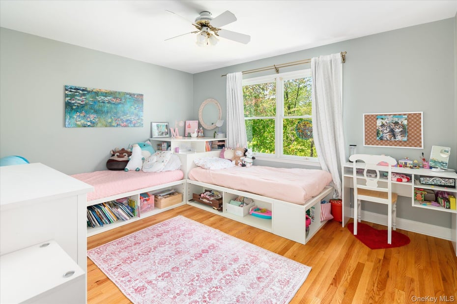 1 Woolen Court Photo 33